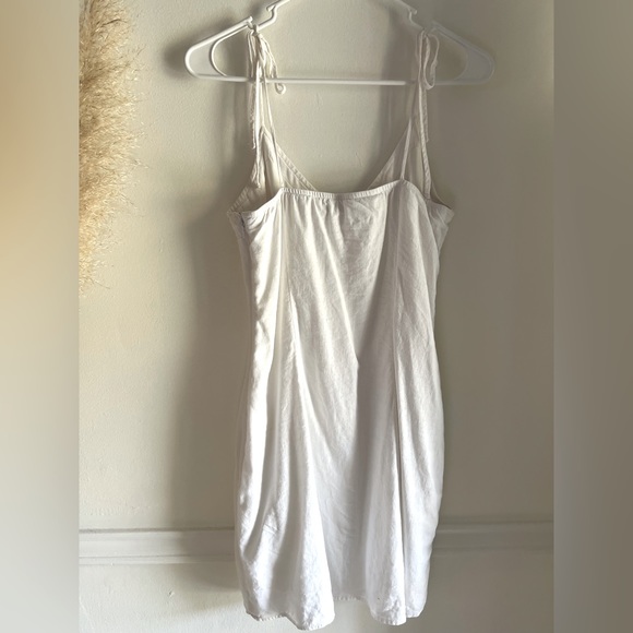 Abercrombie & Fitch White Dress - Picture 3 of 8